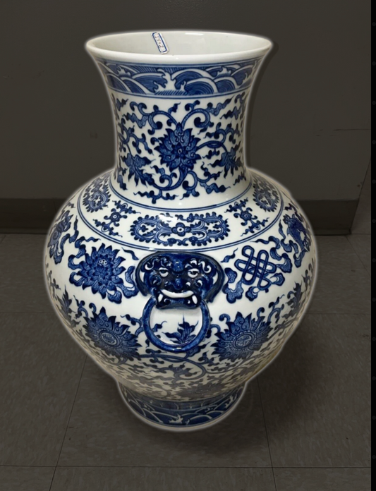 Rare Qing Dynasty Chinese Porcelain Blue + White Flowers Vase 18th Centruy